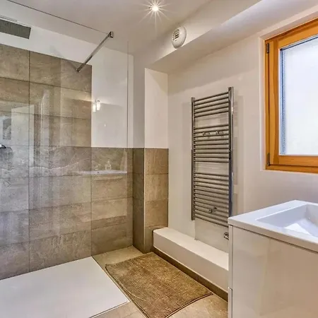 Luxury Chamonix-mont-blanc Jacuzzi Sauna Ferienhaus *